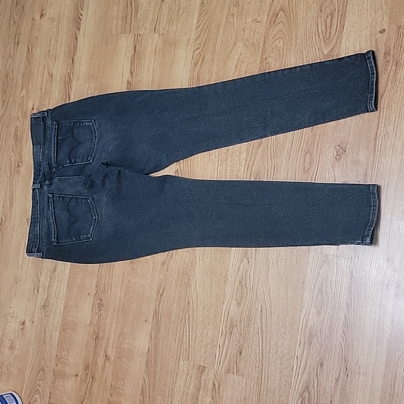 Levi's 711 Skinny Distressed Black Jeans Size 30 - Picture 7 of 9